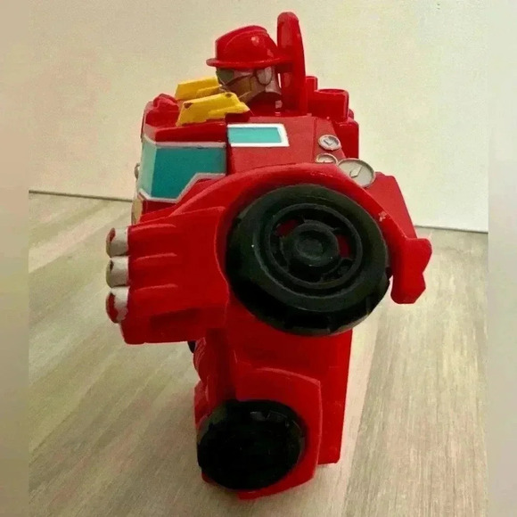 Heatwave The Fire-Bot Playskool Heroes - Transformers Rescue Bots Academy: - Picture 7 of 7